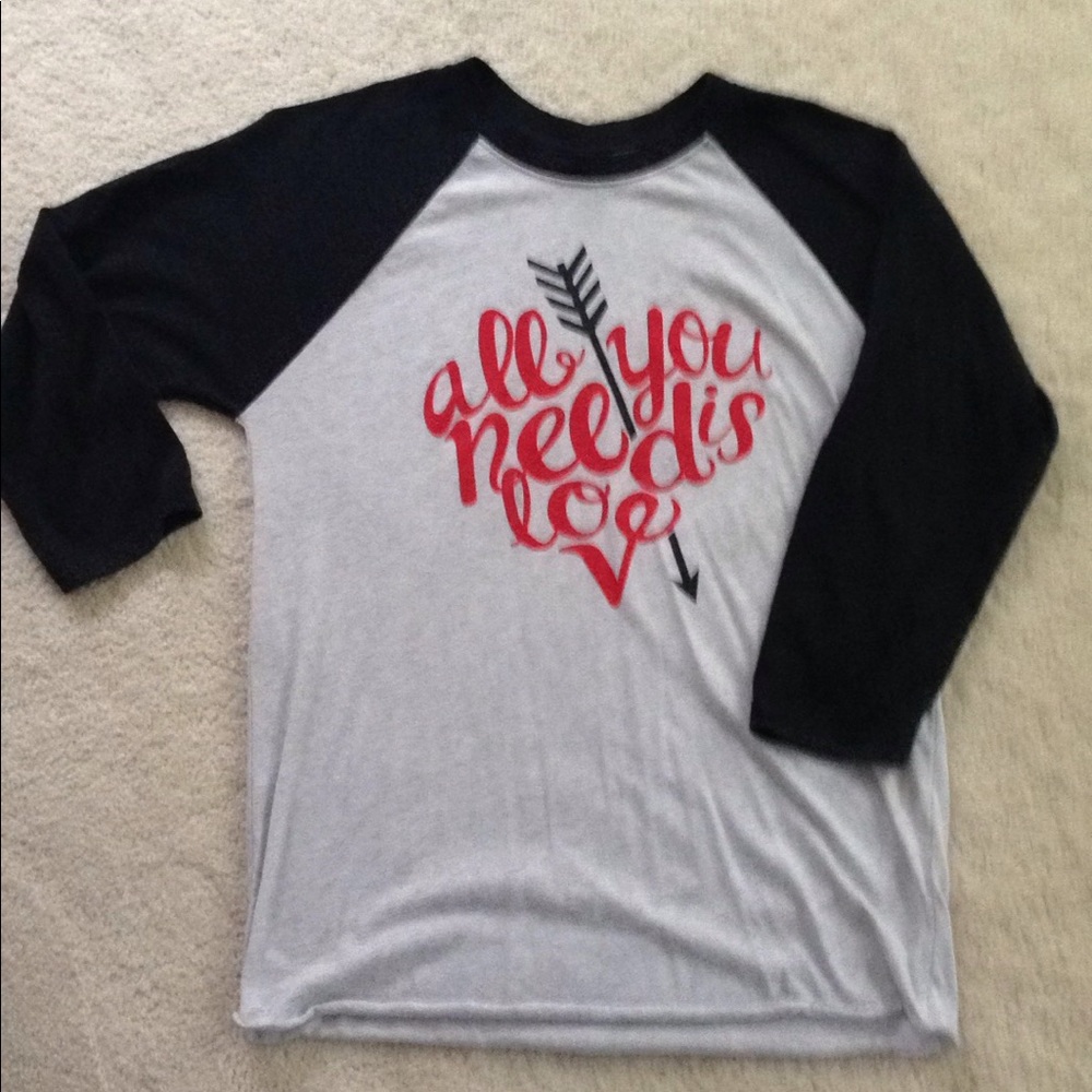 Baseball tee